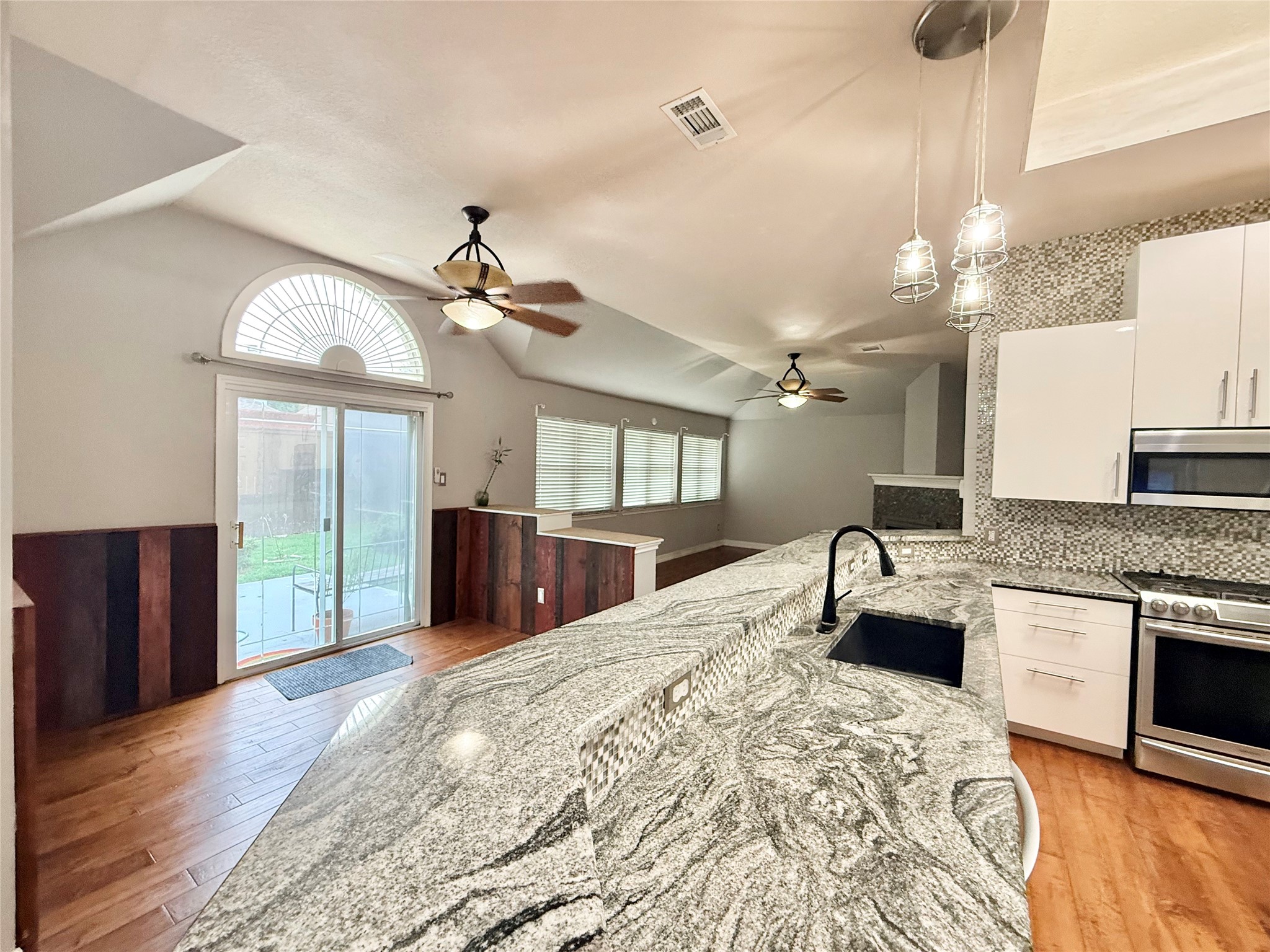 10123 Andre Drive Irving TX 75063
