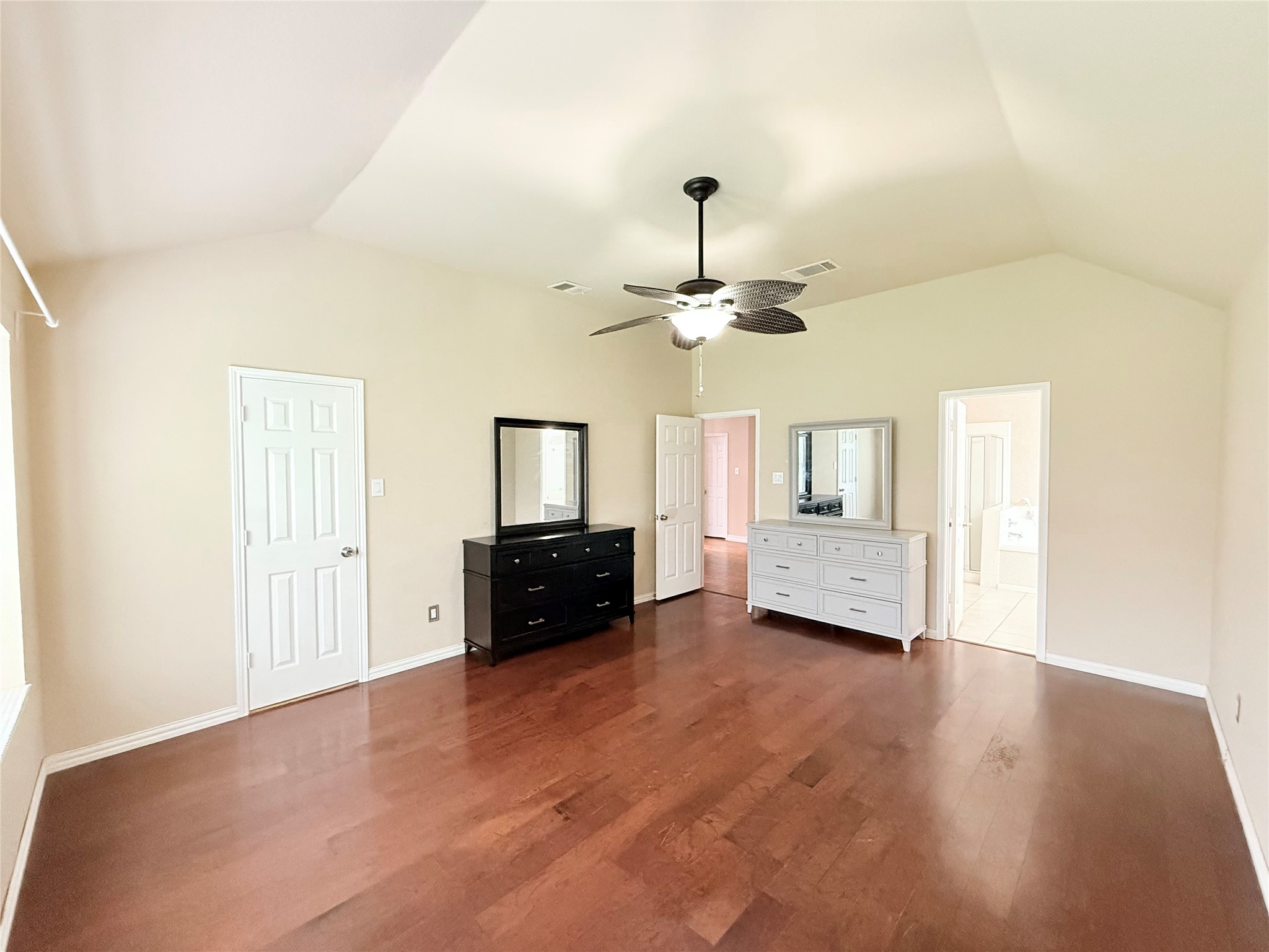 10123 Andre Drive Irving TX 75063