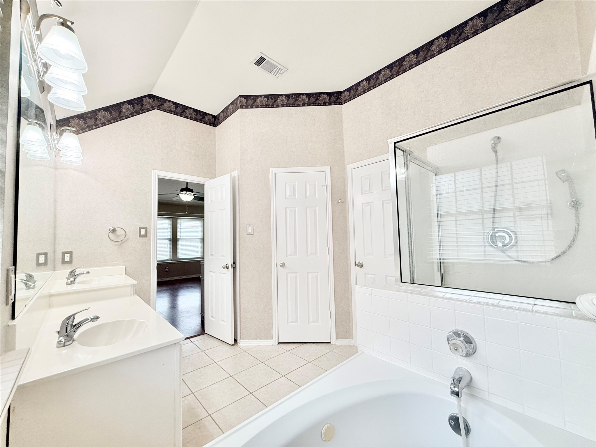 10123 Andre Drive Irving TX 75063