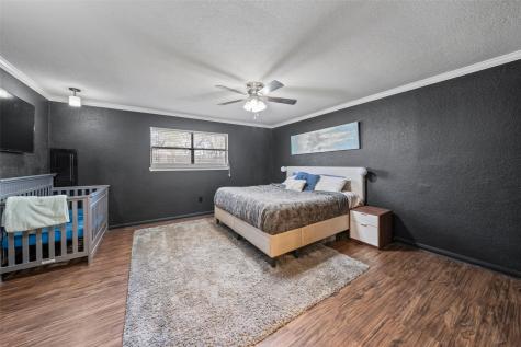 216 Hillside Drive Hewitt TX 76643