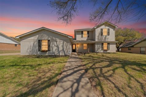 216 Hillside Drive Hewitt TX 76643