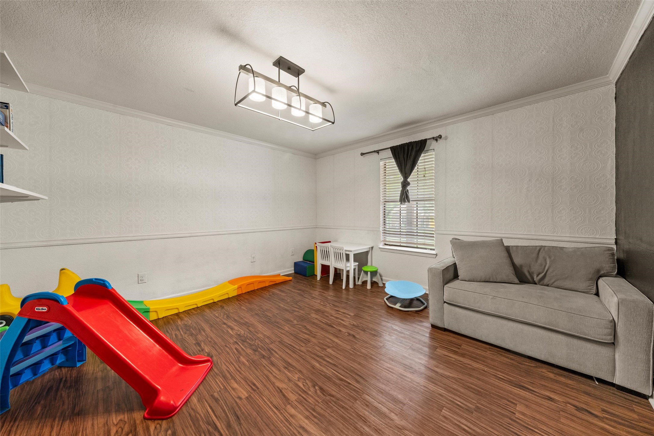 216 Hillside Drive Hewitt TX 76643