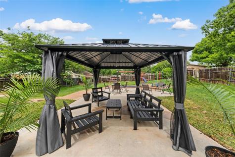 216 Hillside Drive Hewitt TX 76643