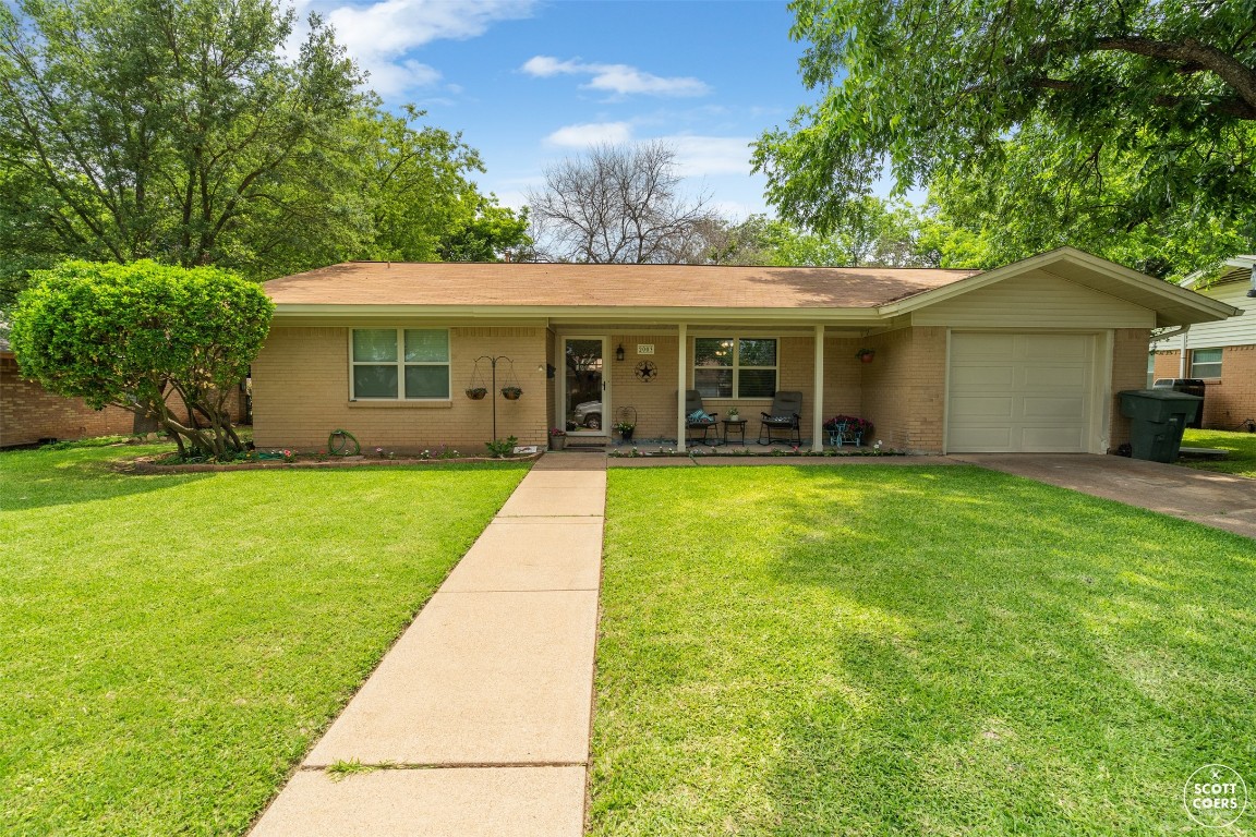 2003 9th Street Brownwood TX 76801