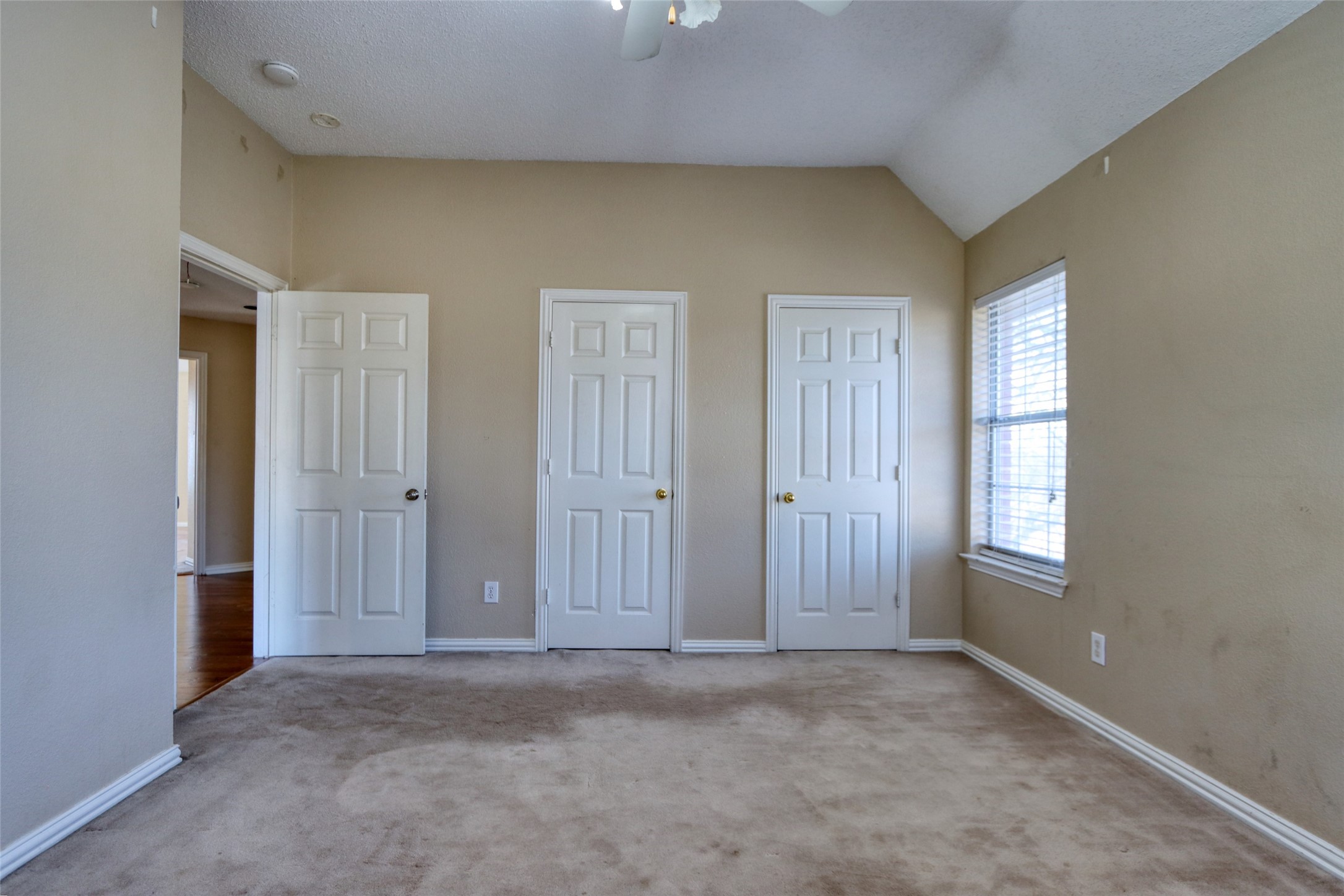 6521 Lynch Lane Garland TX 75044