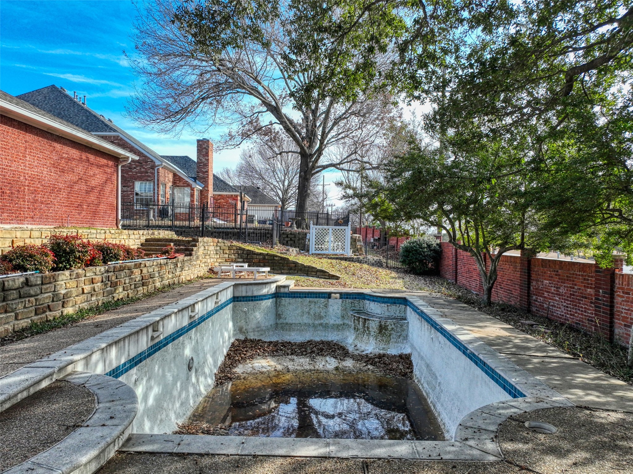 6521 Lynch Lane Garland TX 75044