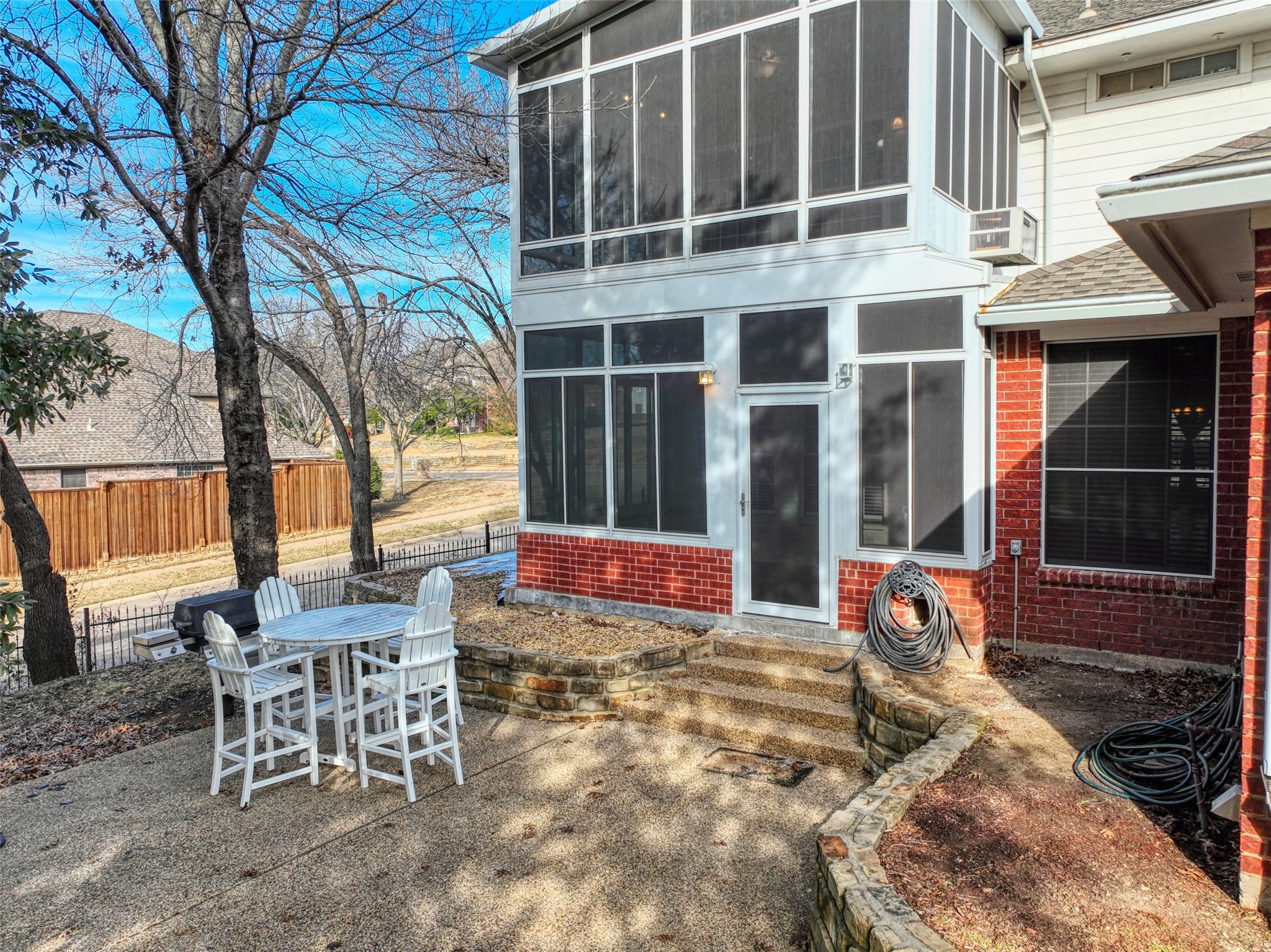 6521 Lynch Lane Garland TX 75044