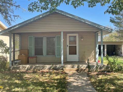604 S Connellee Avenue Eastland TX 76448