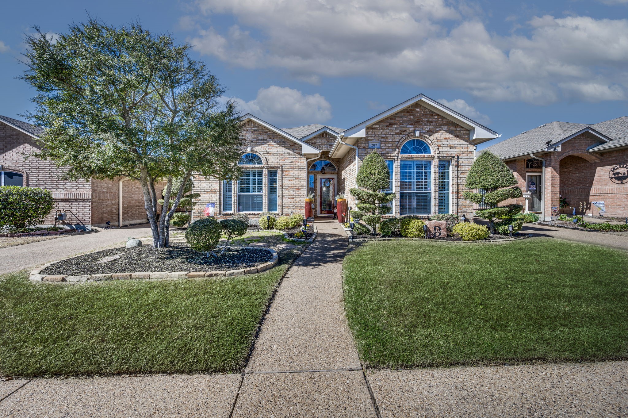 207 Bluebonnet Lane Waxahachie TX 75165