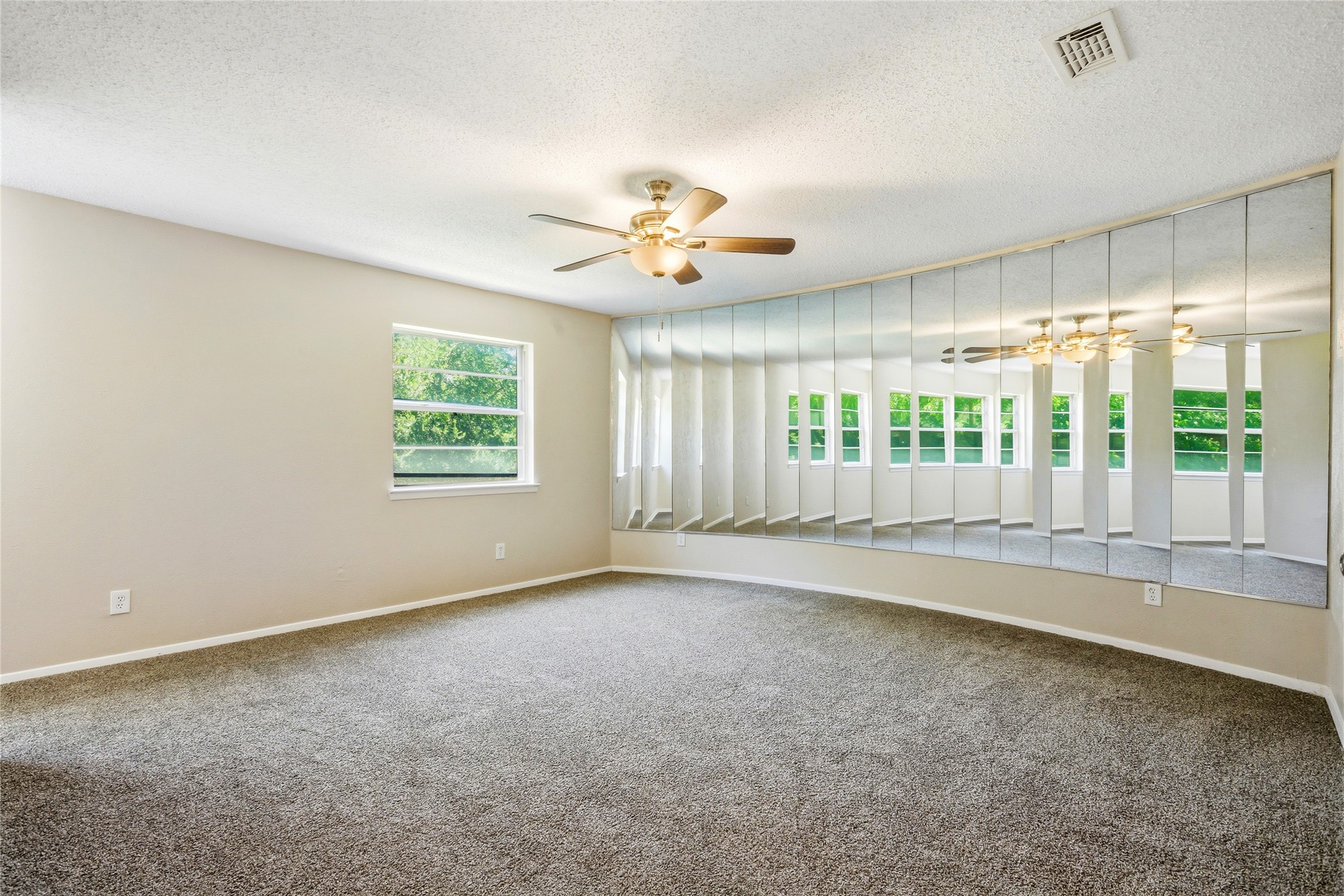 286 Westview Terrace Arlington TX 76013