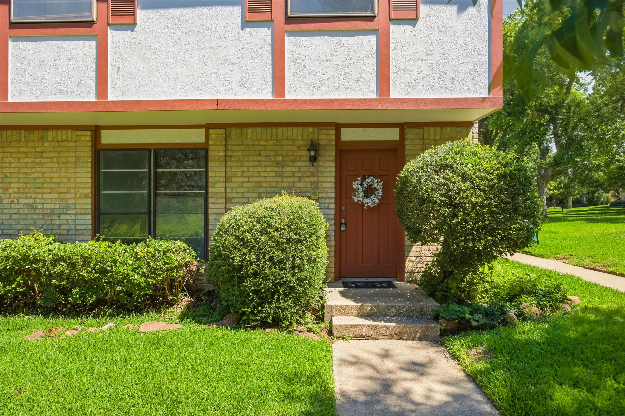 286 Westview Terrace Arlington TX 76013