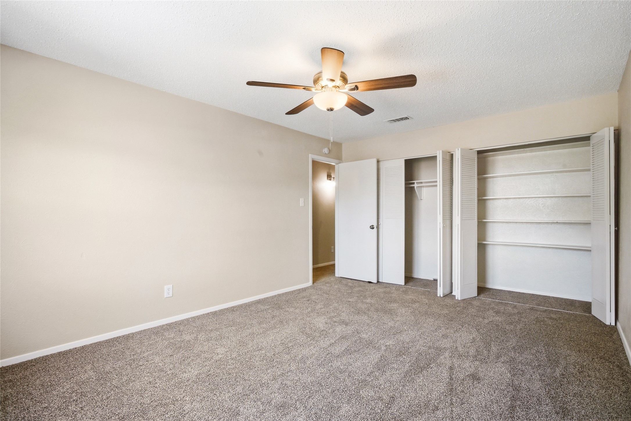 286 Westview Terrace Arlington TX 76013