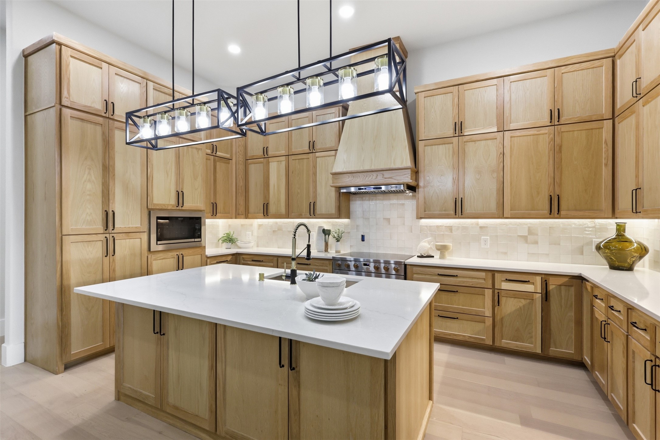 7016 Westover Drive Granbury TX 76049