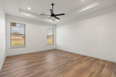 1707 Lakeway Drive Cleburne TX 76033