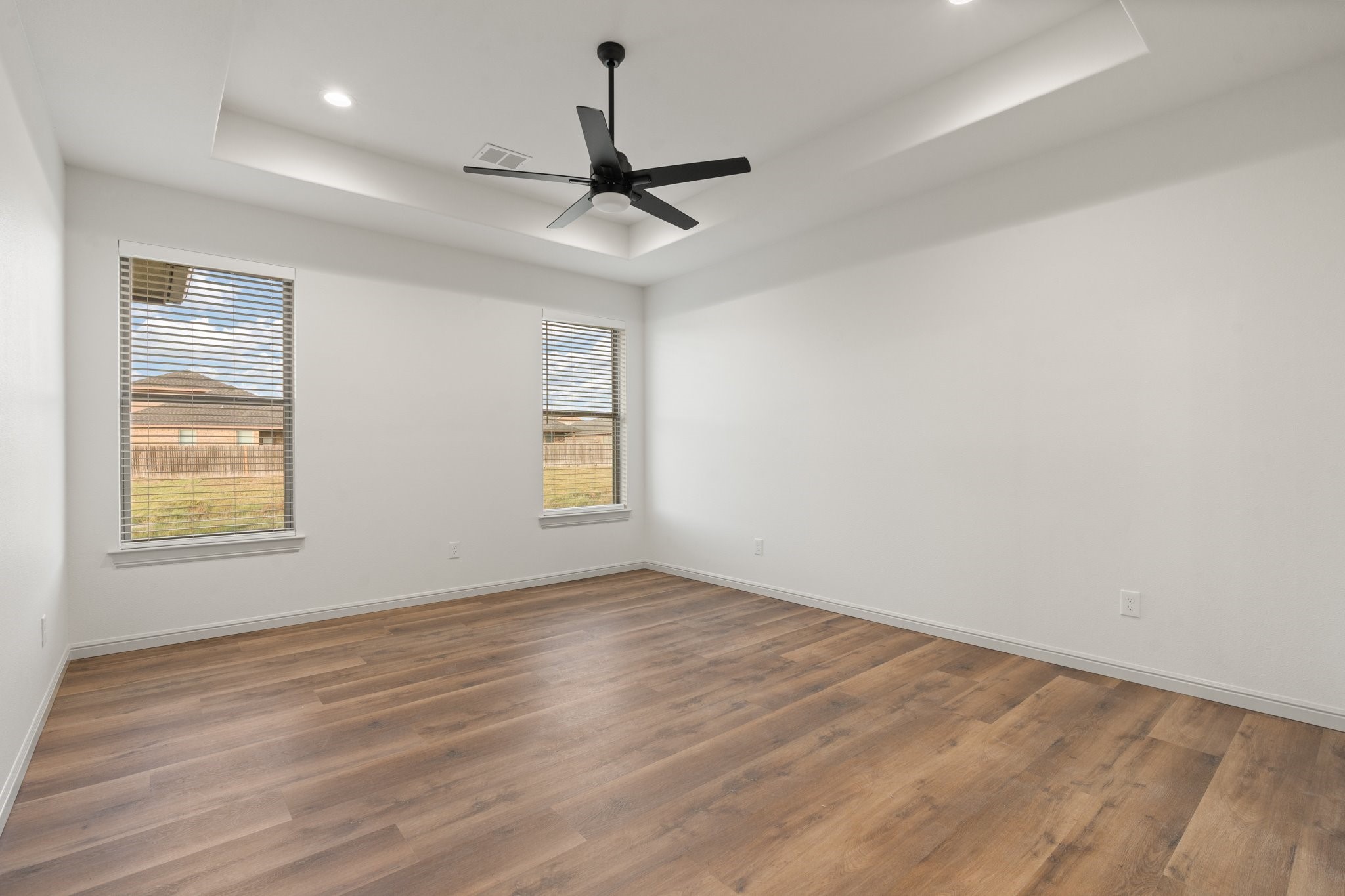 1707 Lakeway Drive Cleburne TX 76033