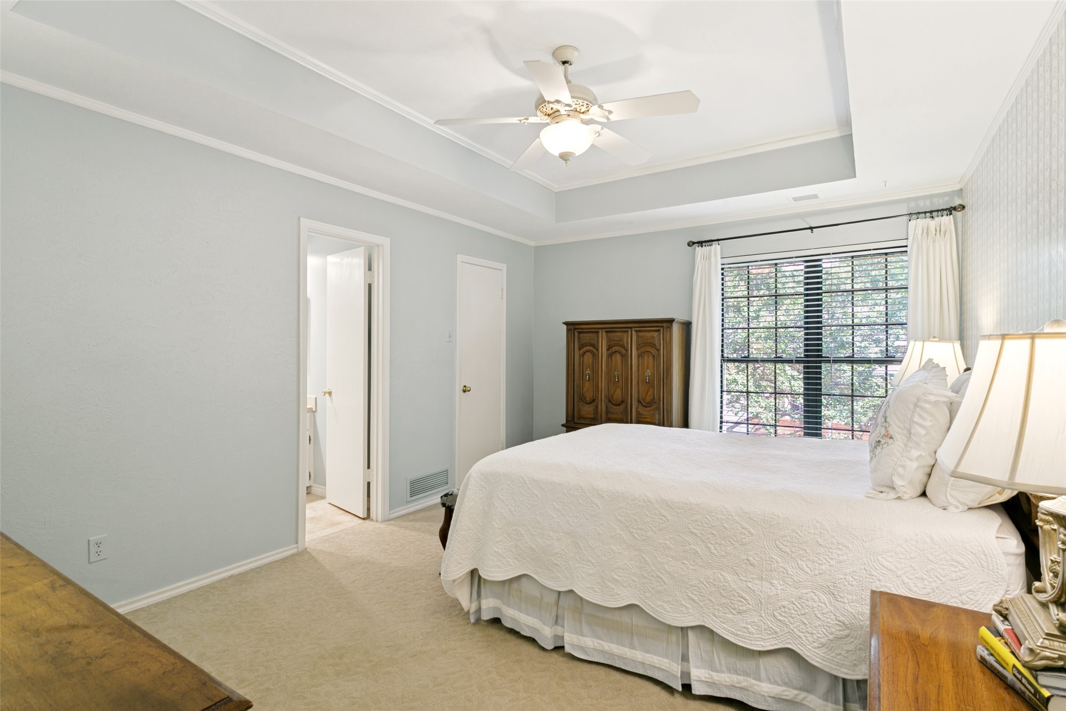 2022 Brookside Drive Grapevine TX 76051