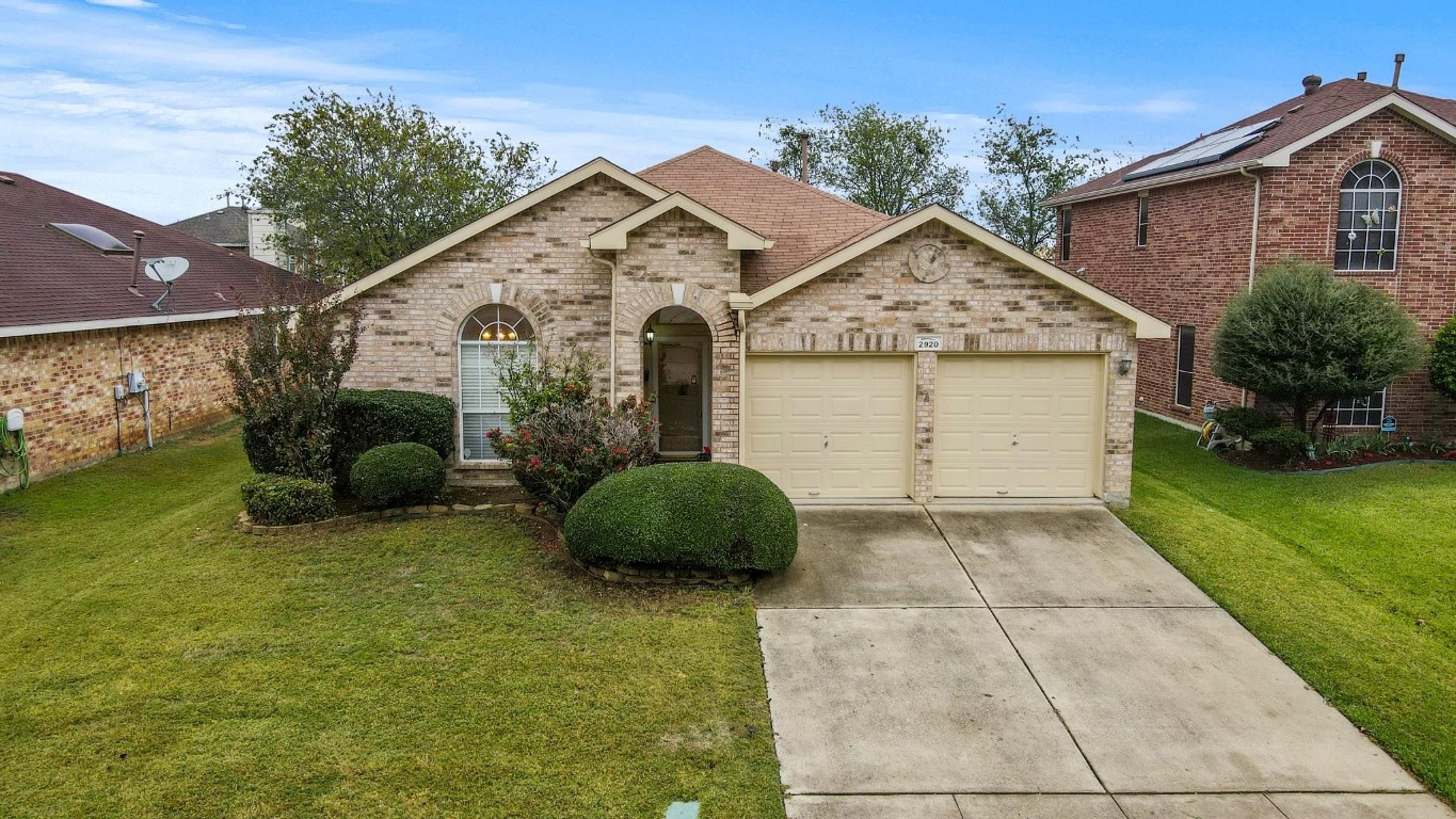 2920 Bourbon Street Fort Worth TX 76123