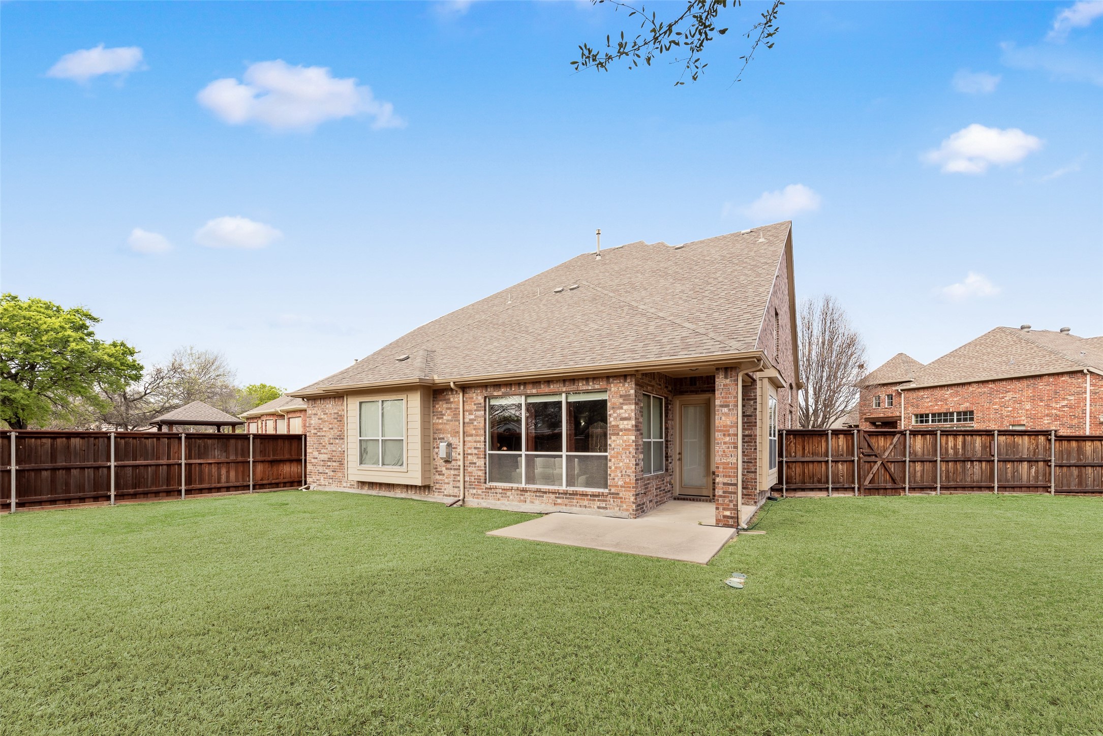 5736 New Castle Drive Richardson TX 75082