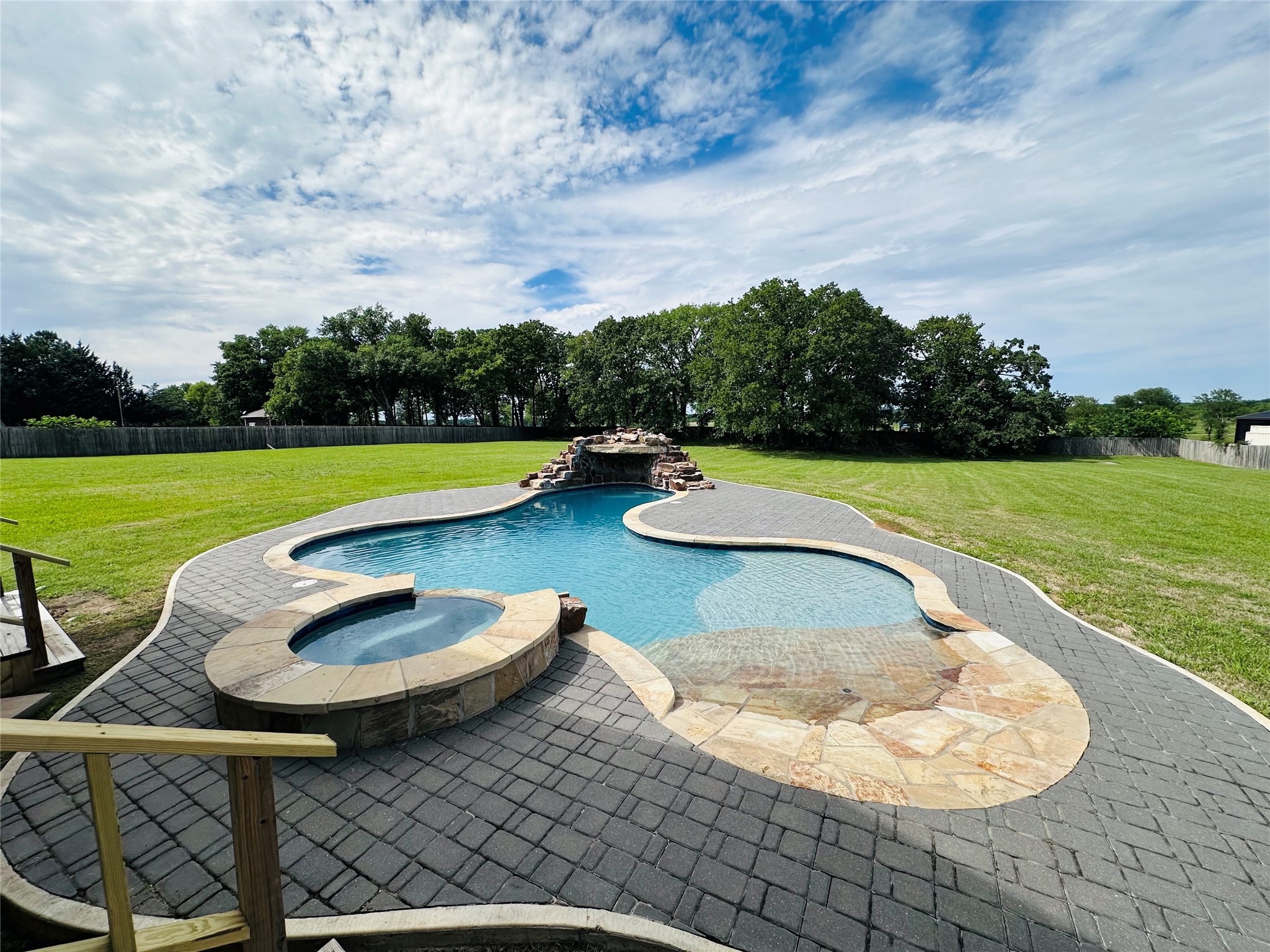 192 Randy Street Gun Barrel City TX 75156