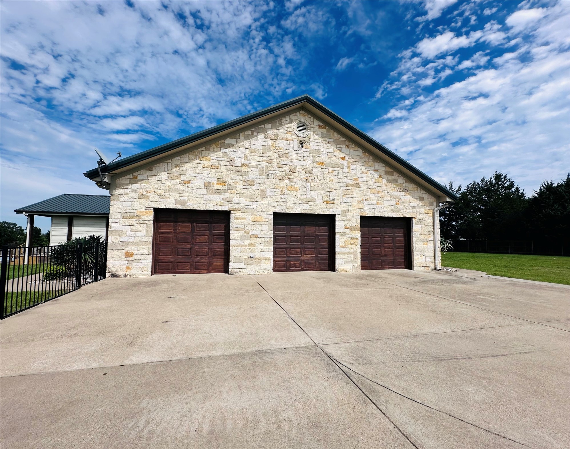 192 Randy Street Gun Barrel City TX 75156