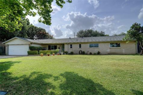 1725 Weathered Street Irving TX 75062