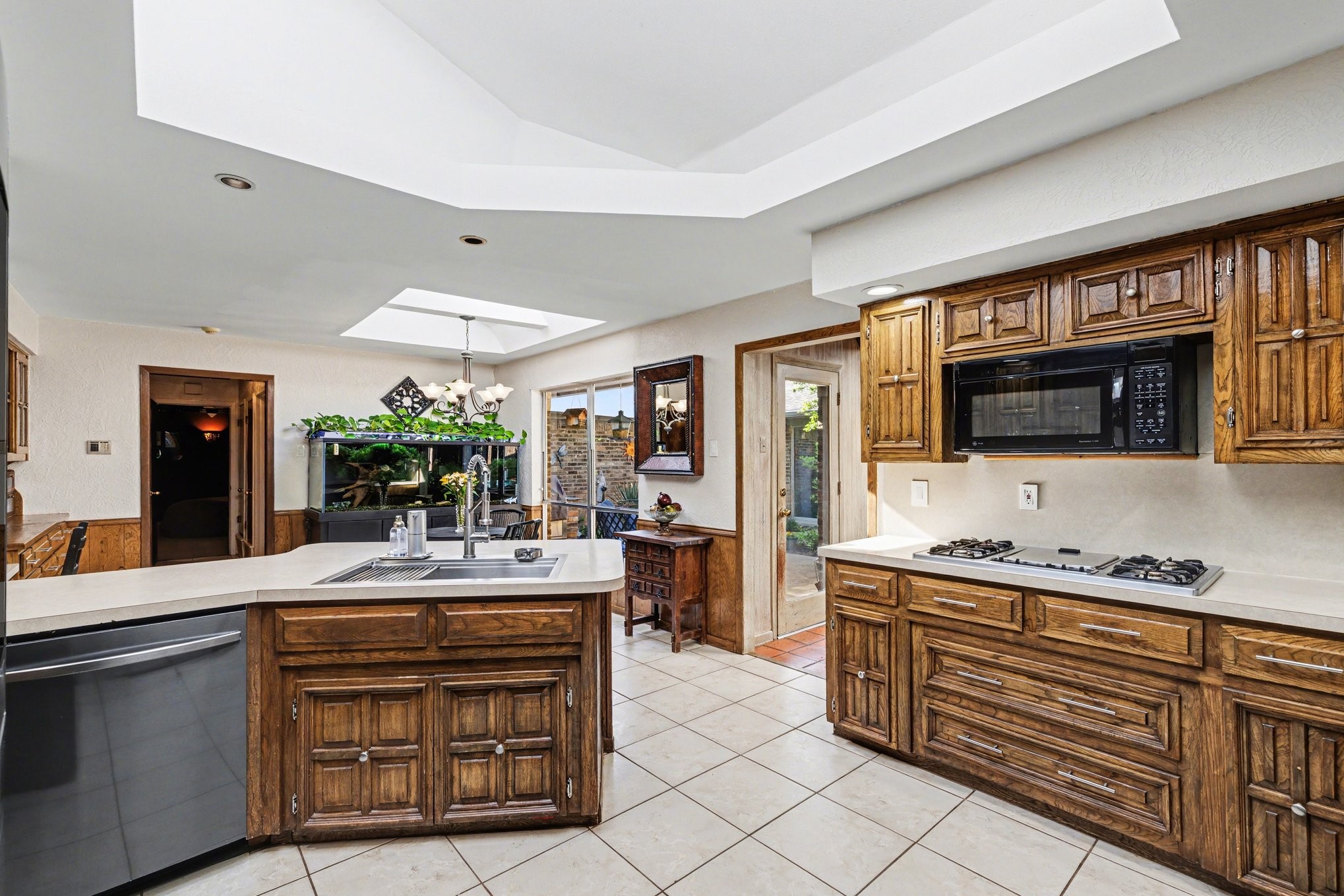 6517 Briarmeade Drive Dallas TX 75254