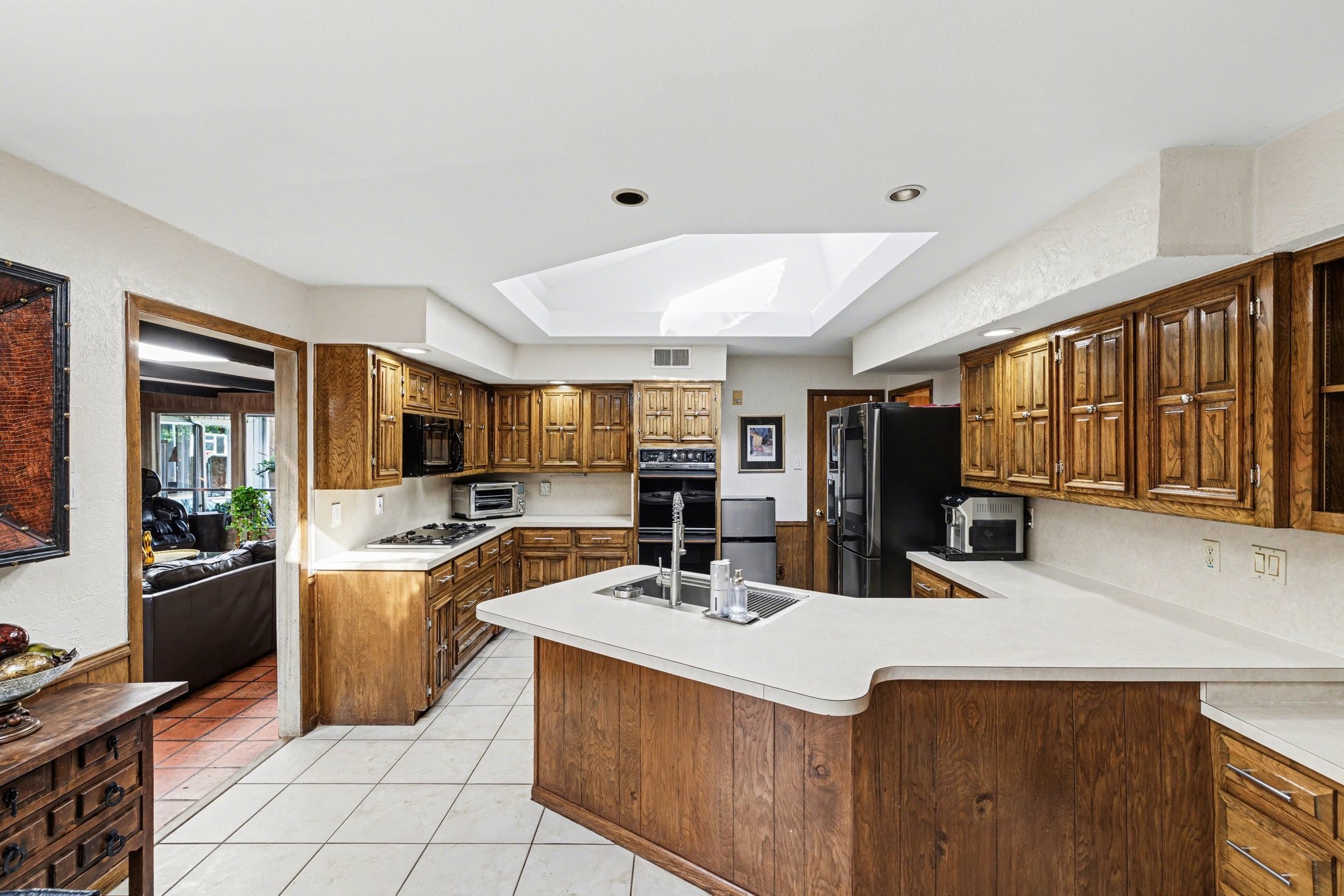 6517 Briarmeade Drive Dallas TX 75254