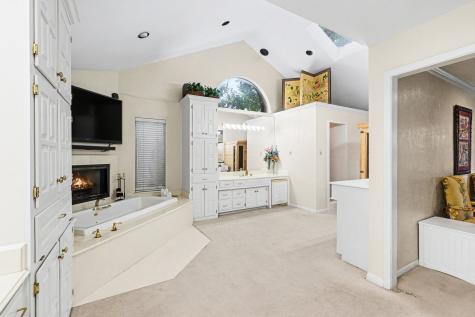6517 Briarmeade Drive Dallas TX 75254