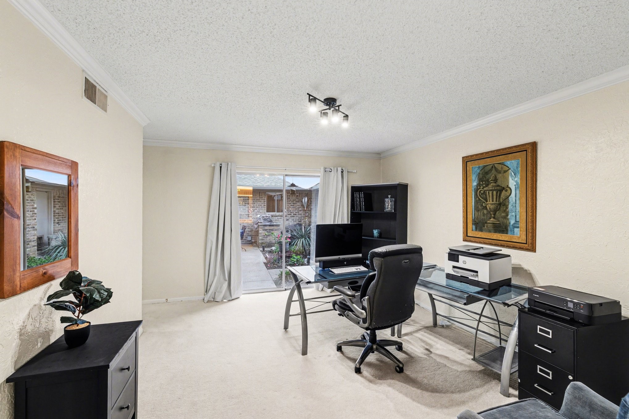 6517 Briarmeade Drive Dallas TX 75254