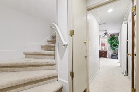 6517 Briarmeade Drive Dallas TX 75254