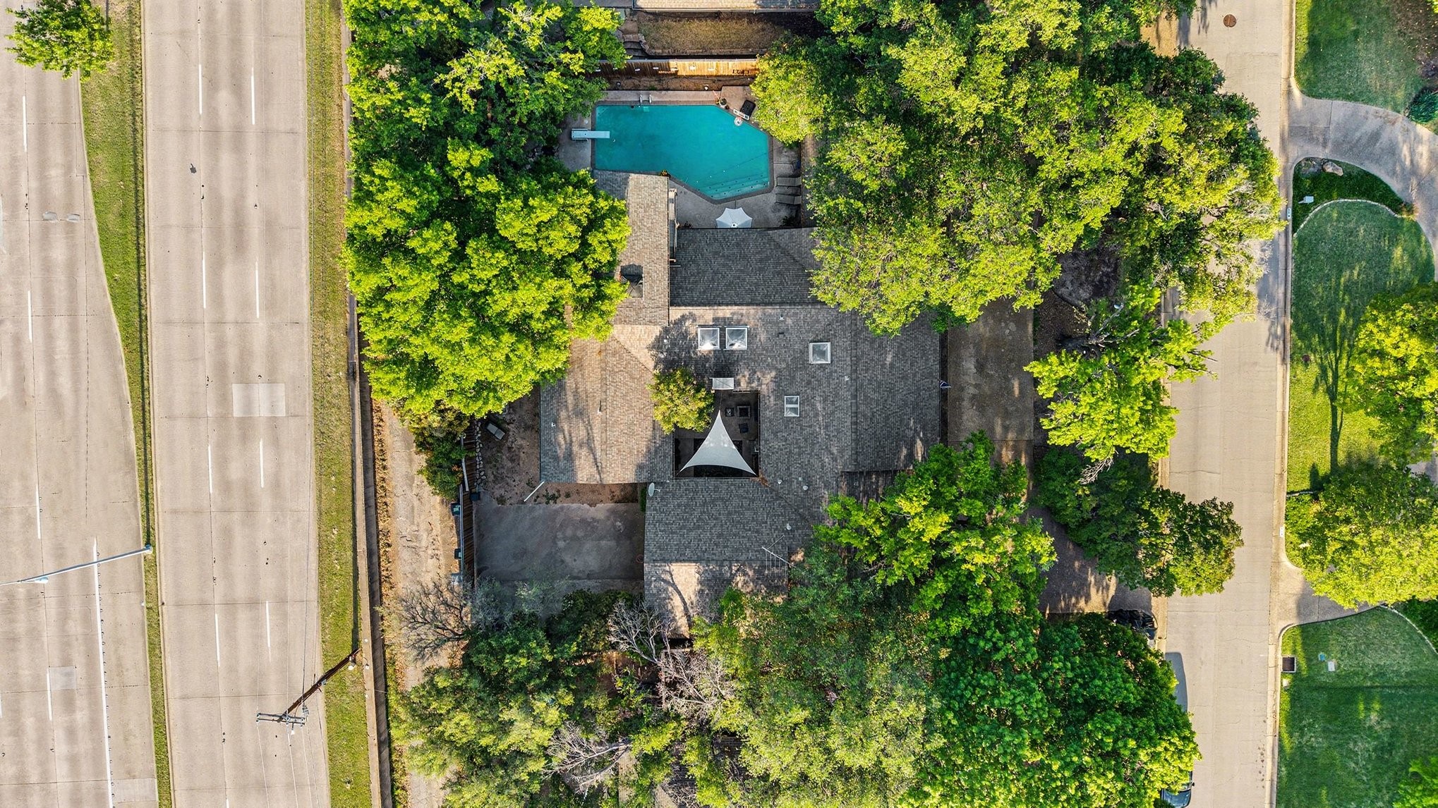 6517 Briarmeade Drive Dallas TX 75254