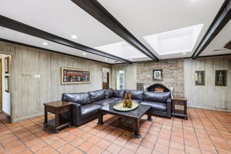 6517 Briarmeade Drive Dallas TX 75254