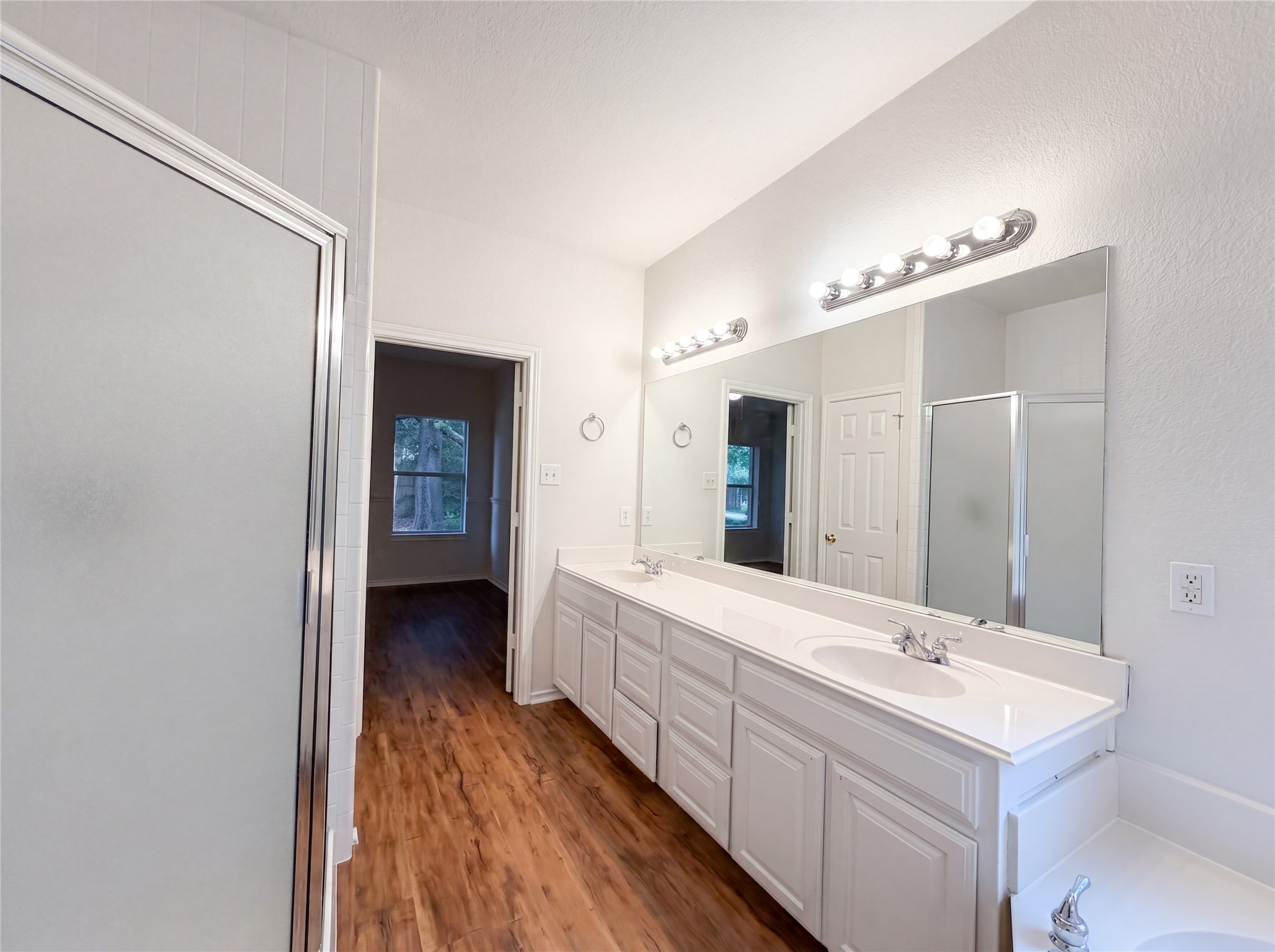 6218 Kingswood Drive Arlington TX 76001