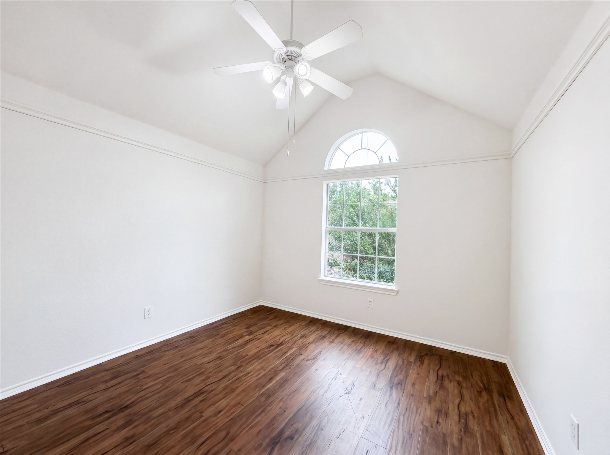 6218 Kingswood Drive Arlington TX 76001