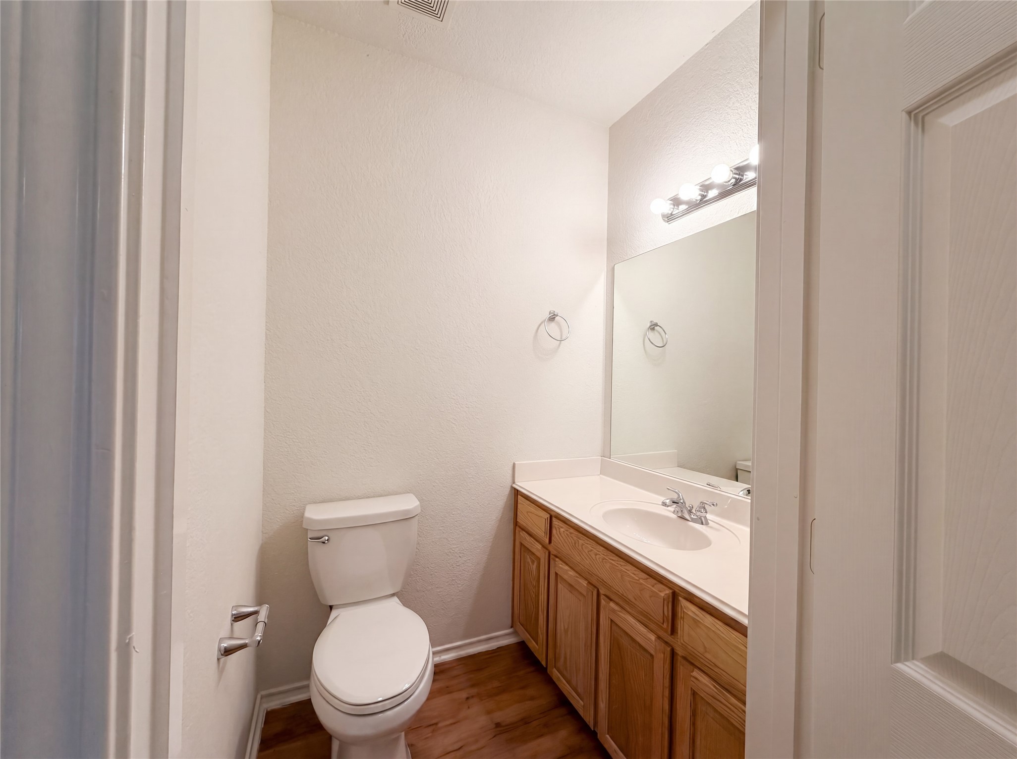 6218 Kingswood Drive Arlington TX 76001