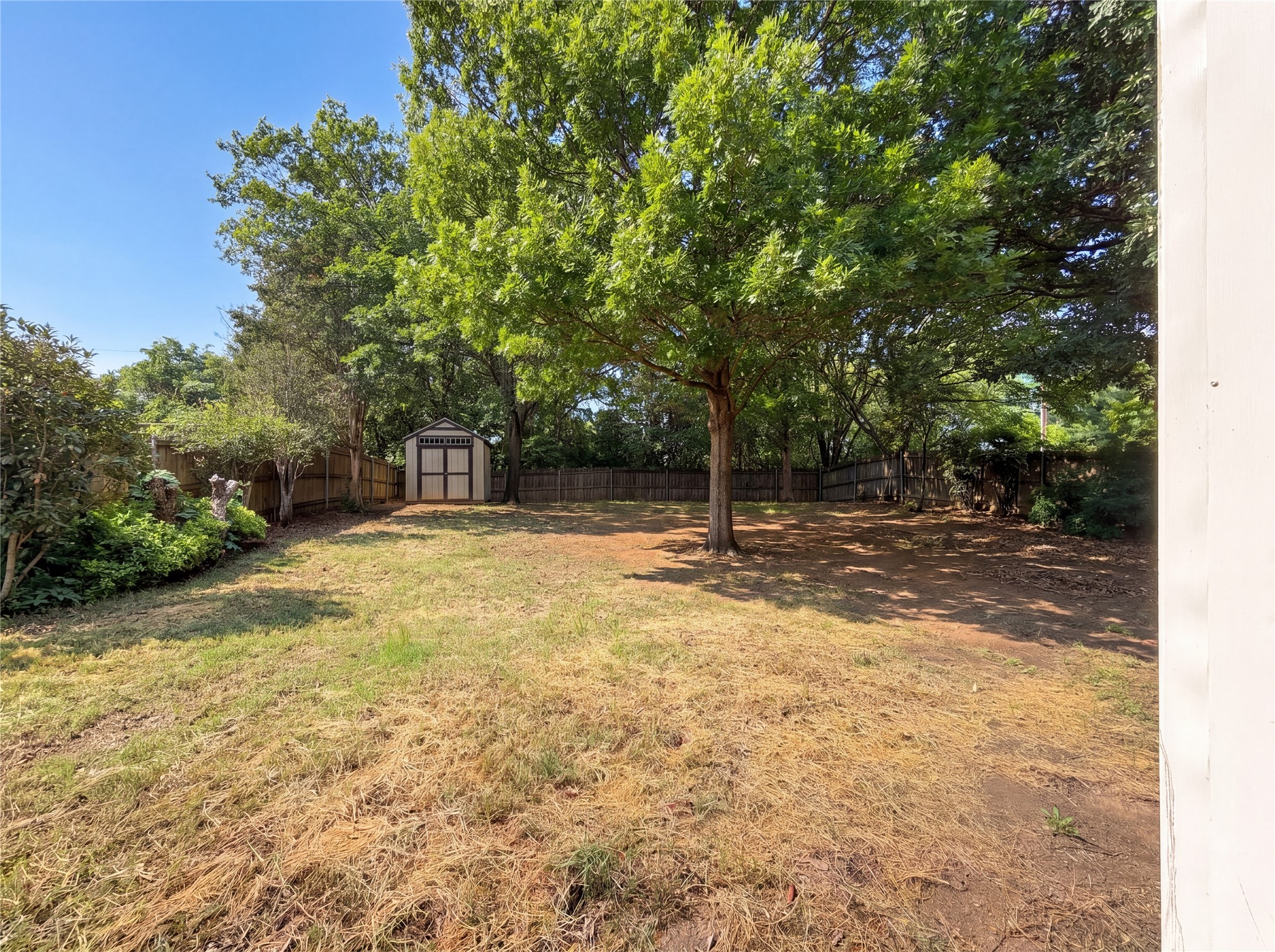 6218 Kingswood Drive Arlington TX 76001