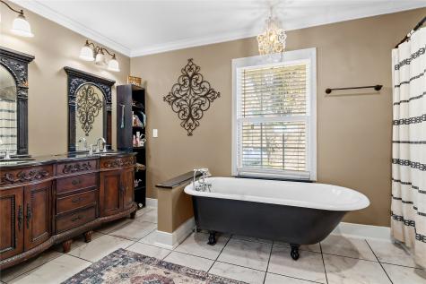 160 Lcr 825 Groesbeck TX 76642