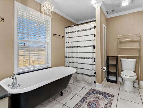 160 Lcr 825 Groesbeck TX 76642