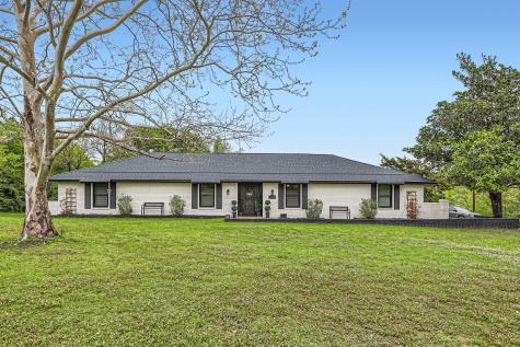 105 Holly Lane Ovilla TX 75154