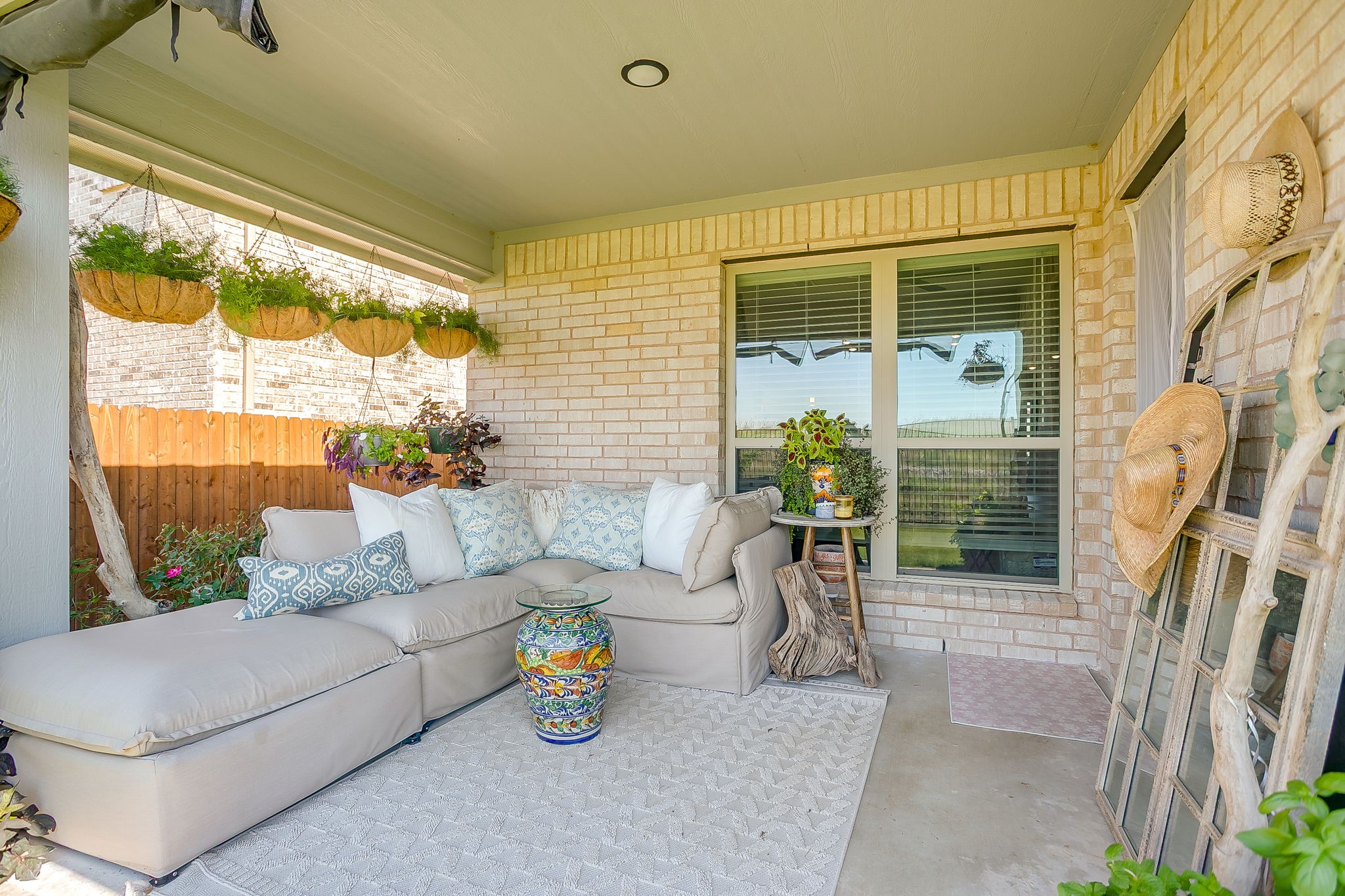 833 Godley Ranch Godley TX 76044
