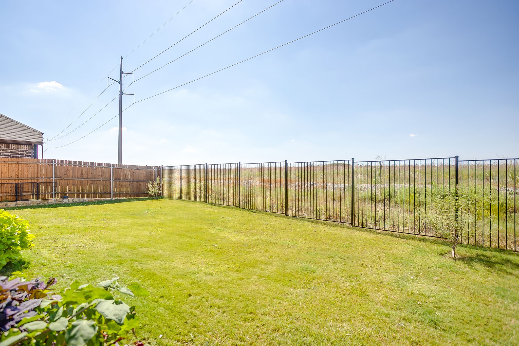 833 Godley Ranch Godley TX 76044