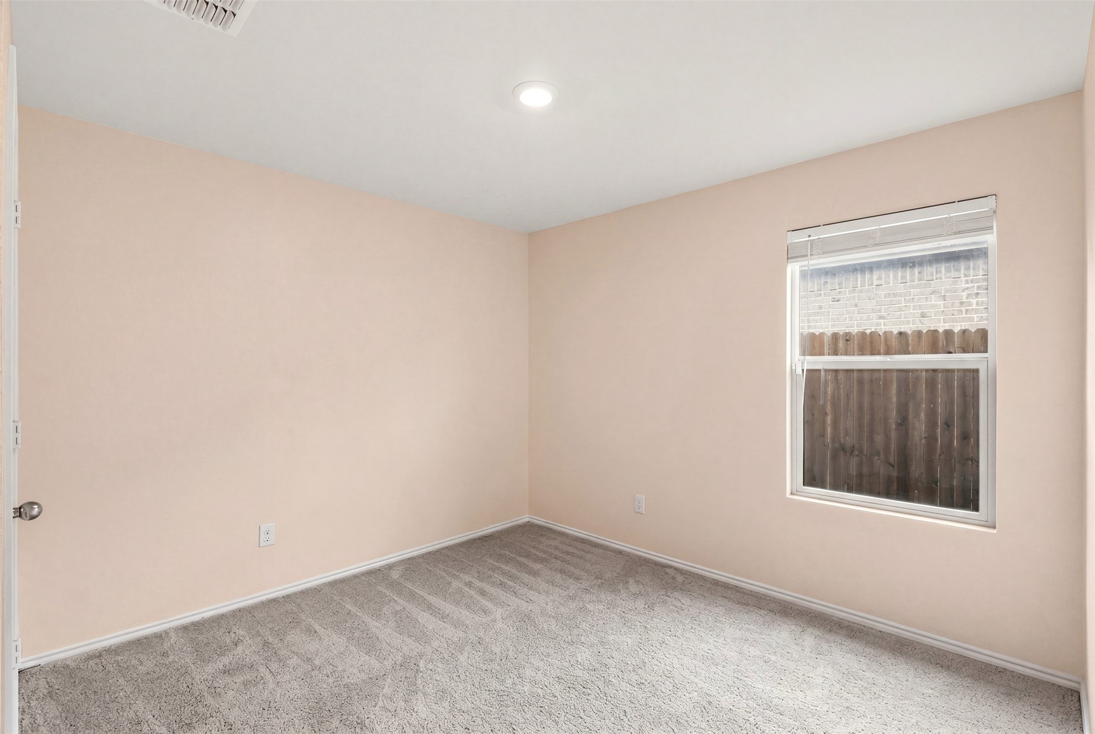 2804 Highgarden Trail Crandall TX 75114