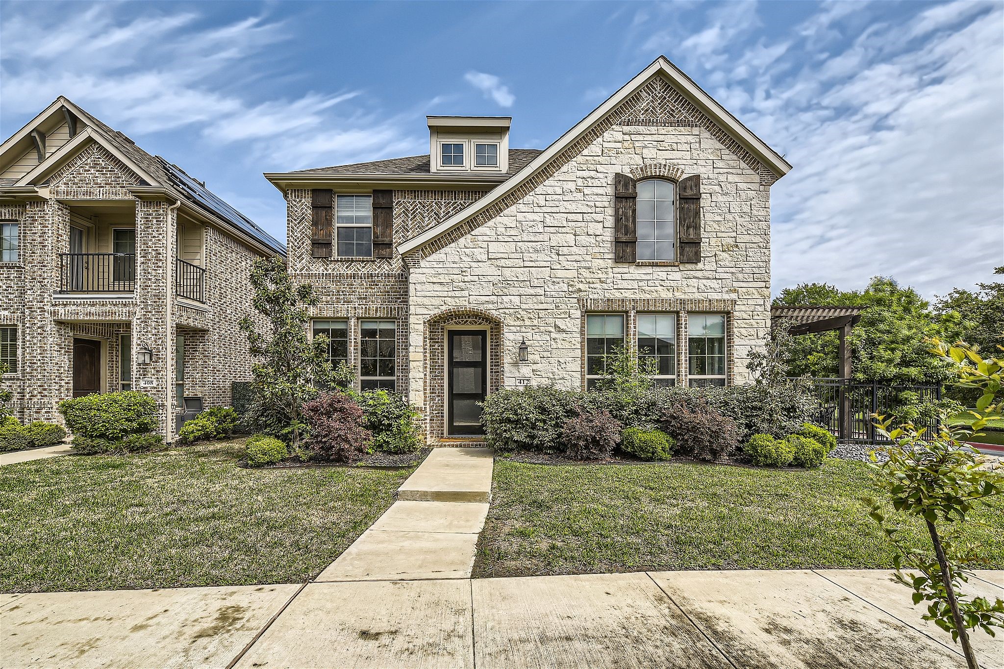 412 Renaissance Lane Irving TX 75060
