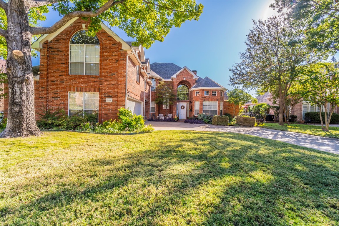 909 Hills Creek Drive Mckinney TX 75072