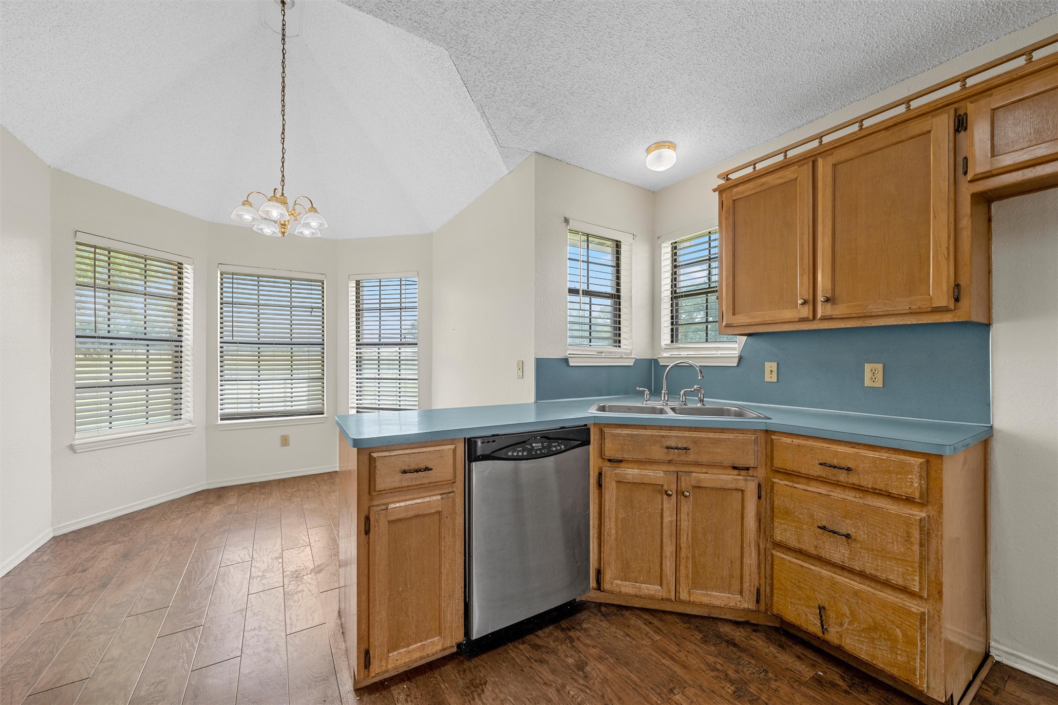 1777 Longhorn Parkway Axtell TX 76624