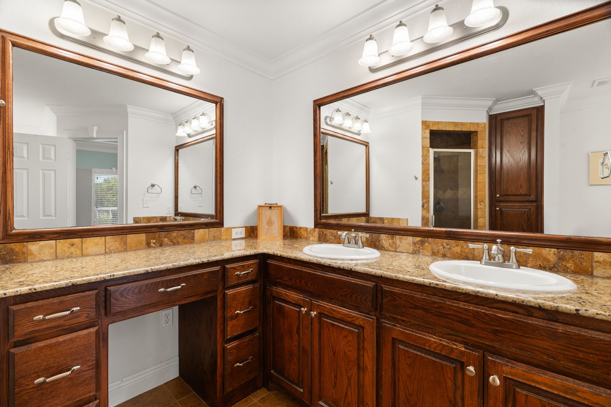 112 Waterfall Court Azle TX 76020