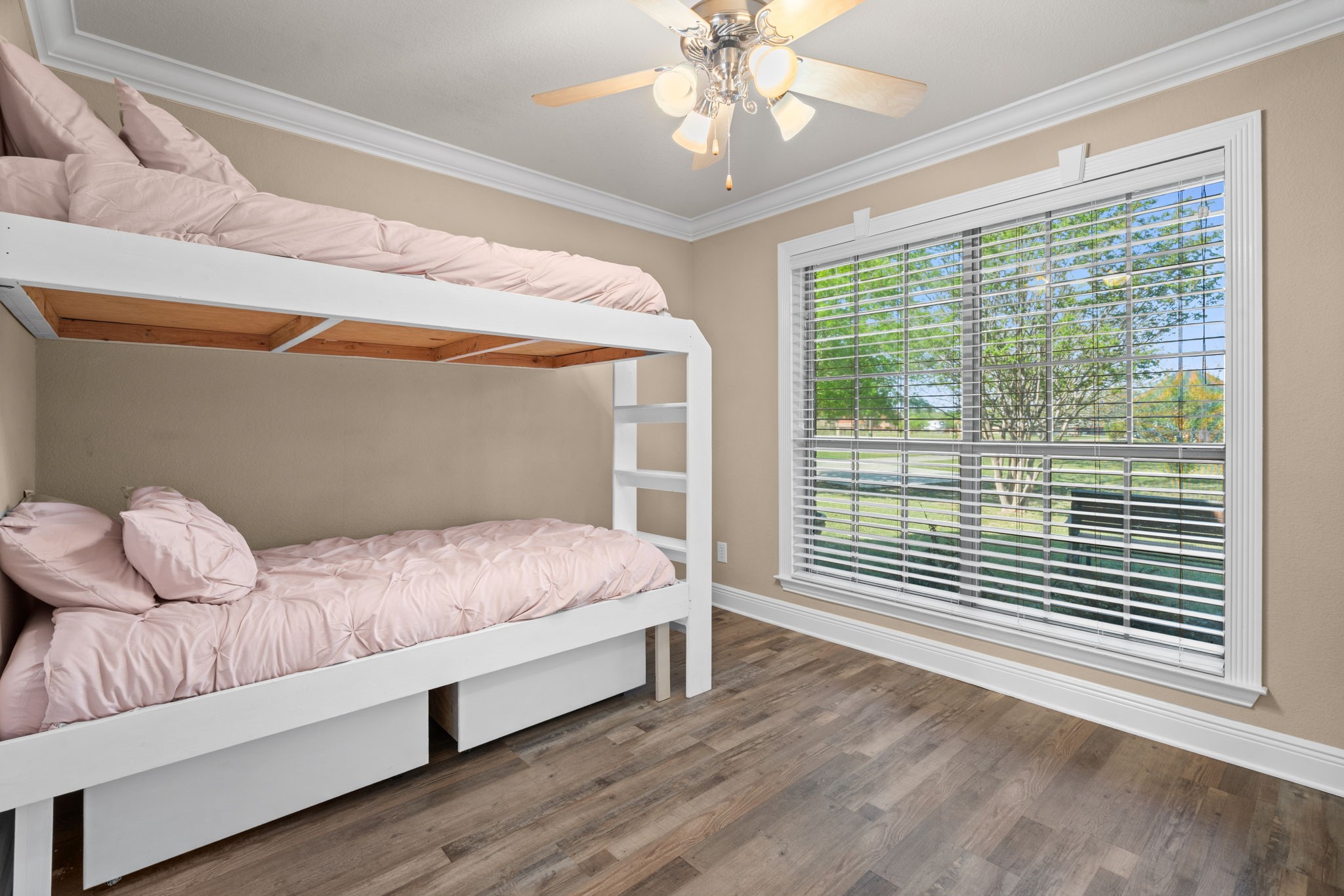 112 Waterfall Court Azle TX 76020