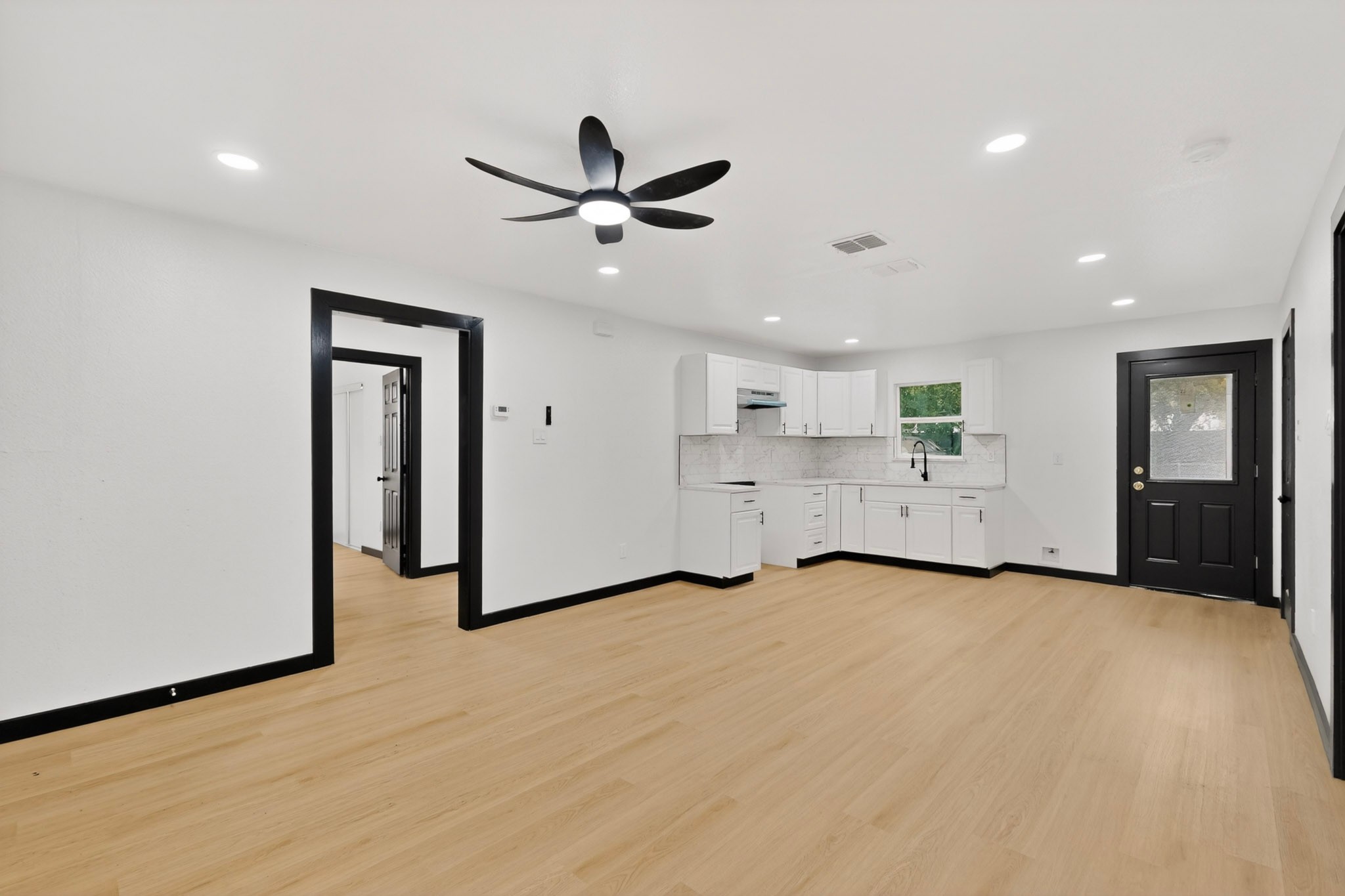 2518 Larry Drive Dallas TX 75228