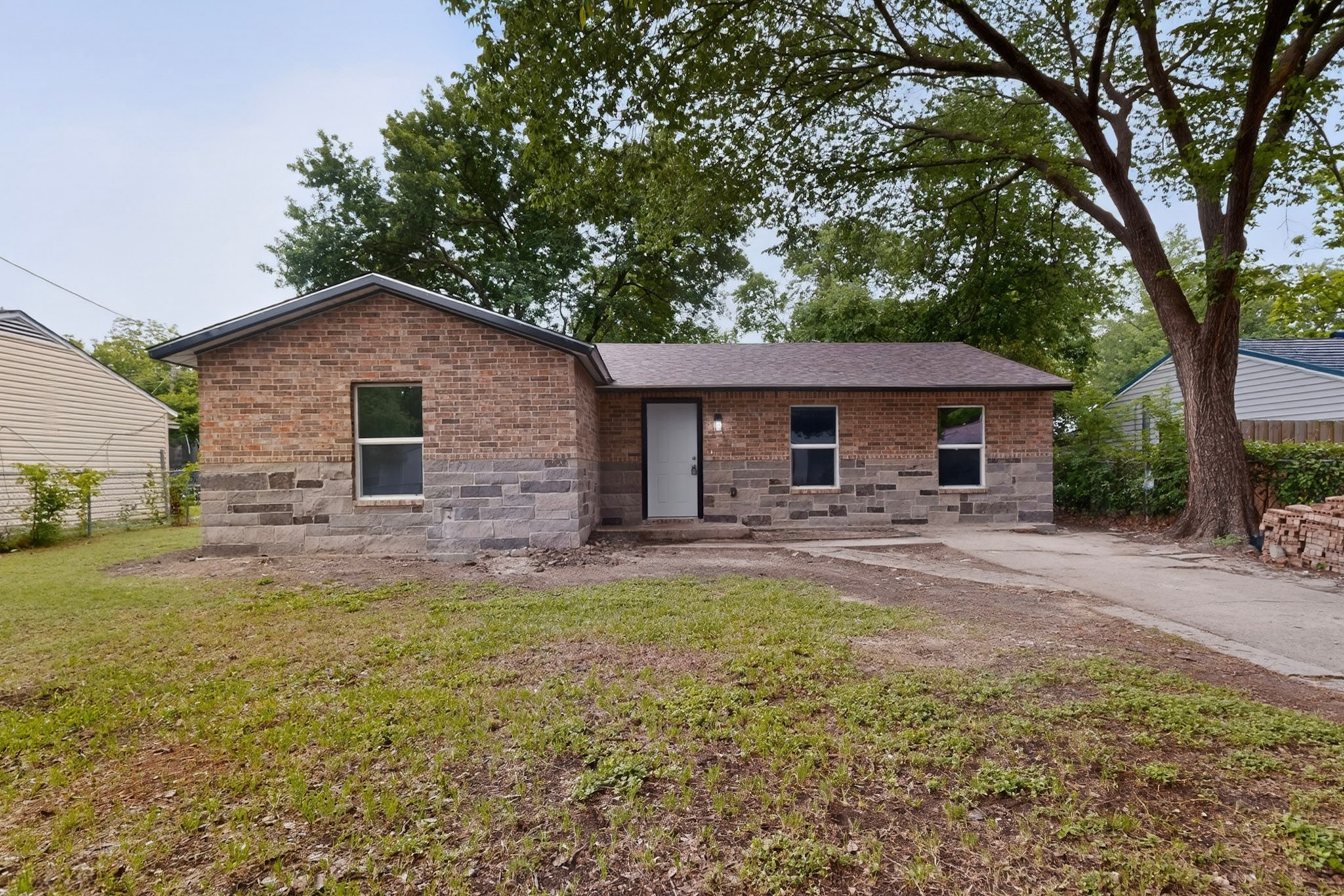 2518 Larry Drive Dallas TX 75228
