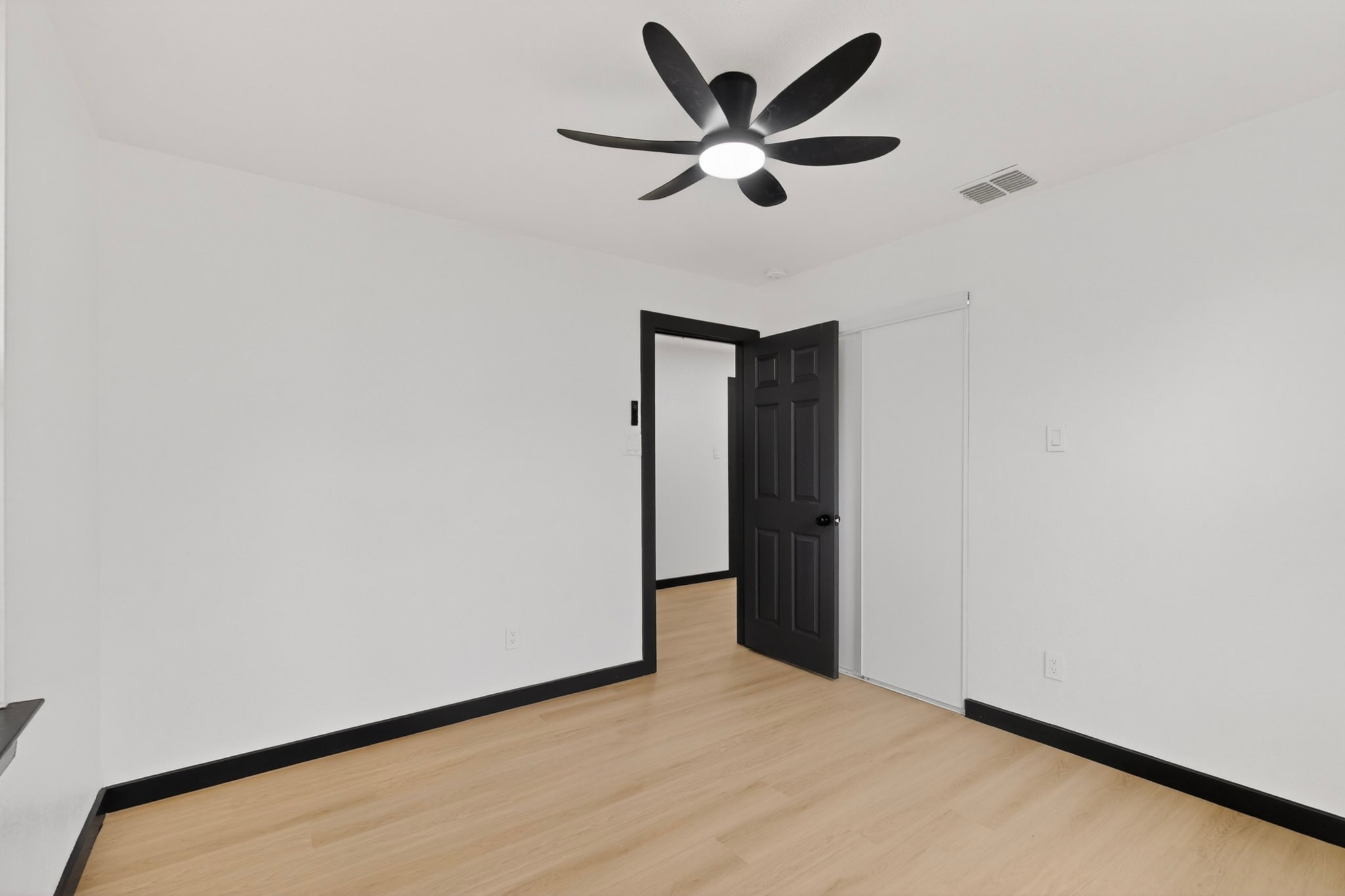 2518 Larry Drive Dallas TX 75228